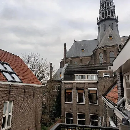 Attic In The Center Gouda