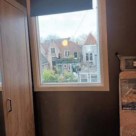 Apartment Attic In The Center *